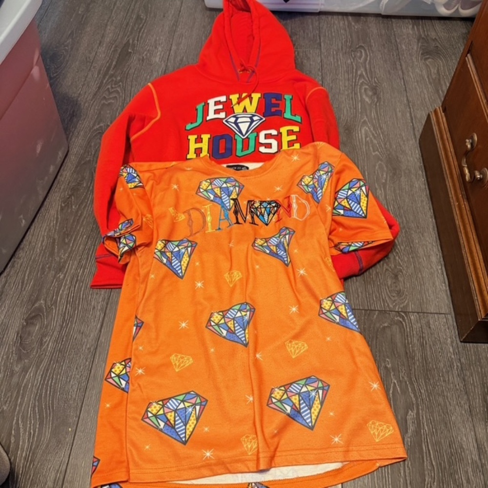 Jewel House vintage streetwear